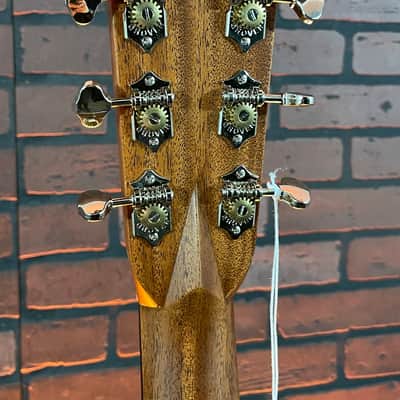 Martin 000-28 Standard Series Acoustic Guitar - 1933 Ambertone image 6