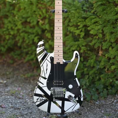 EVH Striped Series - White with Black Stripes image 11