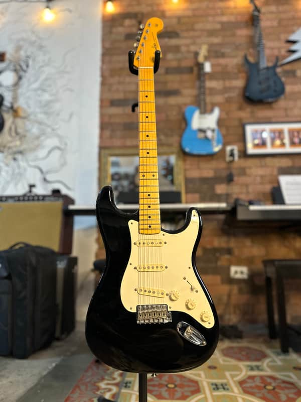 Fender Eric Johnson Stratocaster with Maple Fretboard 2005 - Present - Black image 1