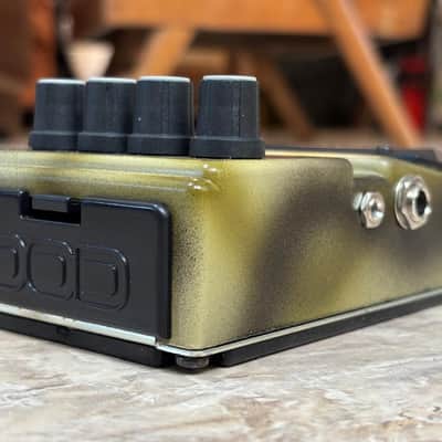 DOD Punkifier FX76 [NOS - New Old Stock, Complete with Box, Manual, Stickers etc] 1995 - 1997 Yellow & Black Matte Airbrush Finish image 14
