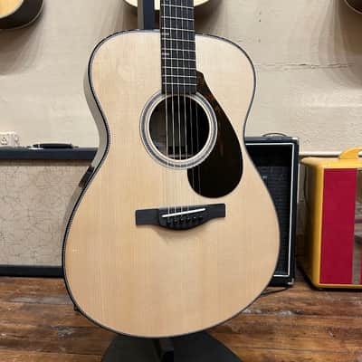 Yamaha FS9 R Natural Acoustic Guitar with Case image 1
