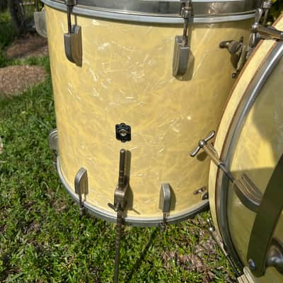 1940 Leedy 28/16/13 white marine pearl vintage drums image 5