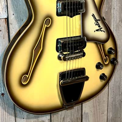 Excellent 1968 Fender Coronado II with Rosewood Fretboard  Antigua OHSC  ! image 3