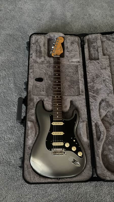 Fender Fender American Professional II Stratocaster Rosewood Fingerboard Electric Guitar Mercury 2023