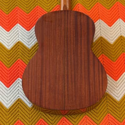 Ruben Flores Classical Guitar - 1970’s Made in Japan 🇯🇵! - Killer classical! - image 8