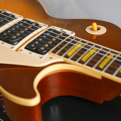 Gibson Les Paul Classic 3 Humbuckers image 4