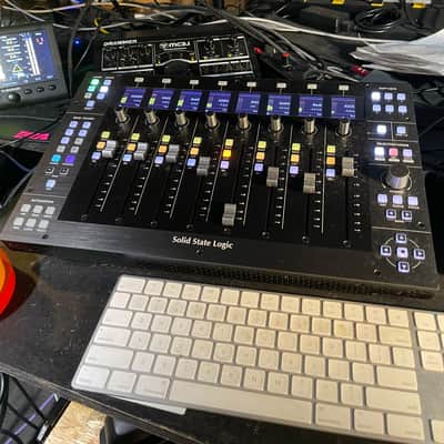 Solid State Logic SSL UF8 DAW Controller 2021 - Present - Black image 2