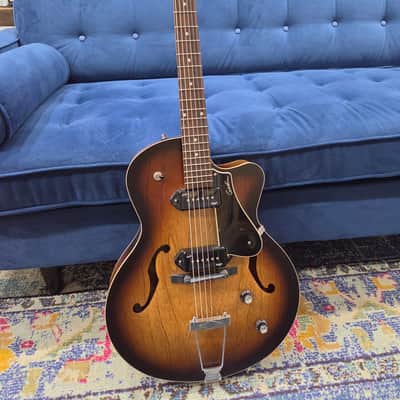 Used Godin 5th Avenue Kingpin II w/bag image 1
