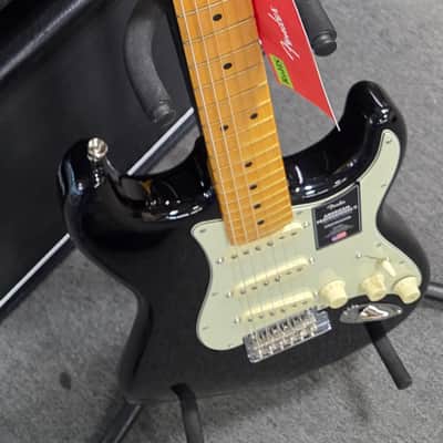 Fender Stratocaster image 7