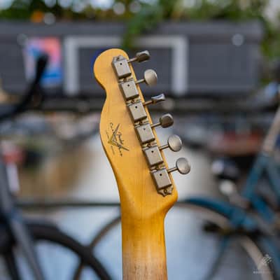 Fender Custom Shop Telecaster '61 Reissue Aged Daphne Blue Sparkle image 9