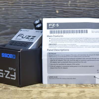 Boss FZ-5 Fuzz Advanced COSM Technology 3-Mode Classic Fuzz Boost Effect Pedal image 9