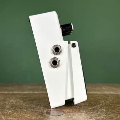 Boss NS-2 Noise Suppressor (Silver Label) 1989 - Present - White image 5