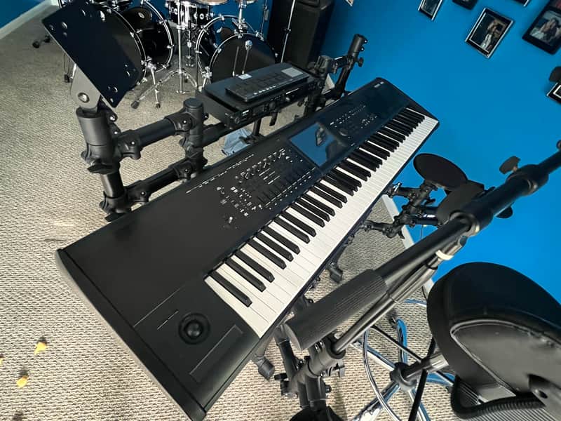 Korg KRONOS 2 88-Key Digital Synthesizer Workstation image 1