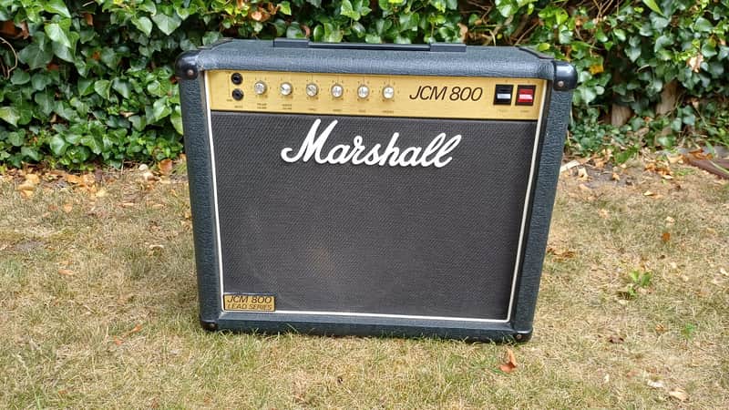 Marshall JCM 800 Lead Series Model 4010 50-Watt Master Volume 1x12 Combo