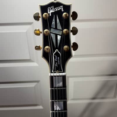 Gibson 2006 Custom Shop '68 Les Paul Custom Reissue - Tri-Burst image 3