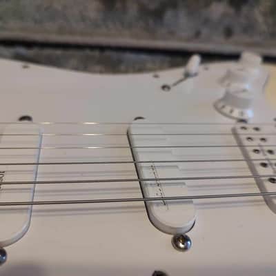 Immagine Fender American Special Stratocaster HSS with Maple Fretboard 2015 - 2018 - Olympic White - 8