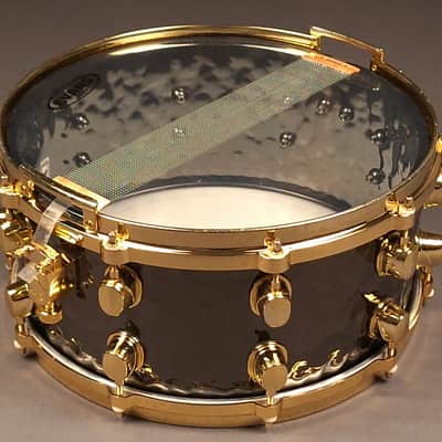 Mapex Black Panther Hammered Brass BPBR465H 14x6.5 Snare Drum | Original Owner image 7