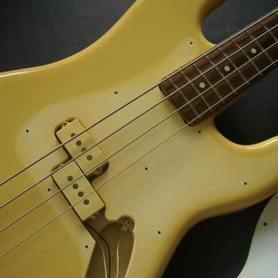‘82-‘85 Vintage Fender Precision Bass (P Bass) *Made in USA *Orig Hard Case image 8