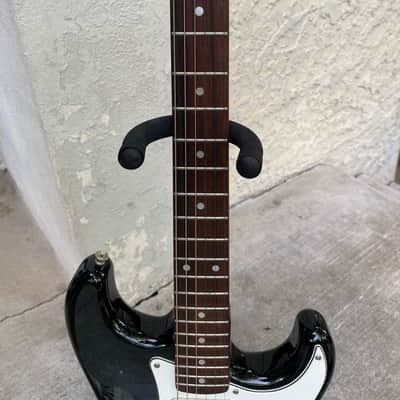 Japan built Fender "Squier Series" Floyd Rose Standard Stratocaster with Rosewood Fretboard 1992 - 1996 - Blue Foto Flame image 15