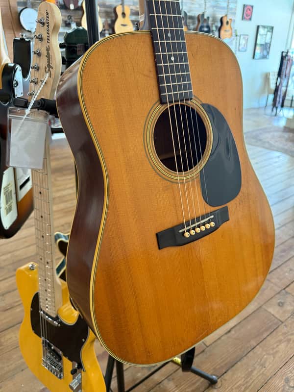 Martin D-28