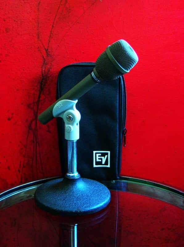 Vintage 1980's Electro-Voice PL-11 / RE11 Supercardioid Dynamic Microphone Low Z w accessories RE10 RE15 image 1