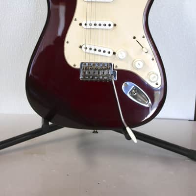 2006 Fender Standard Stratocaster Made in Mexico Midnight Wine W/Hard Shell Case image 4