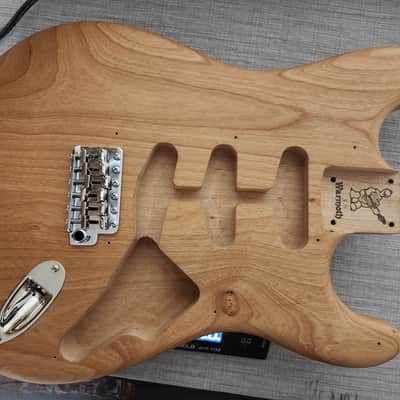 Warmoth Stratocaster Body and Gotoh bridge image 14