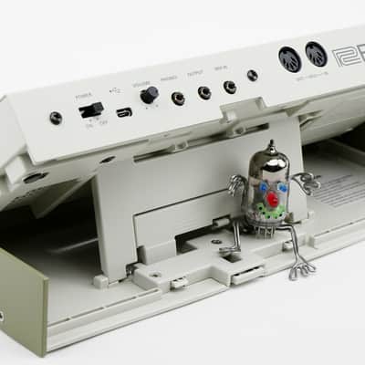 Roland TR-09 Boutique Rhythm Composer + Decksaver + Neuwertig + 1,5J Garantie image 5