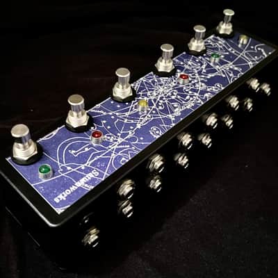 Saturnworks 6 - Looper Multi True Bypass Black Loop Pedal with Soft Click Switches + Switchcraft Jacks - Handcrafted in California image 2