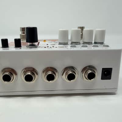 Electro-Harmonix Grand Canyon Delay & Looper 2020 - White image 6