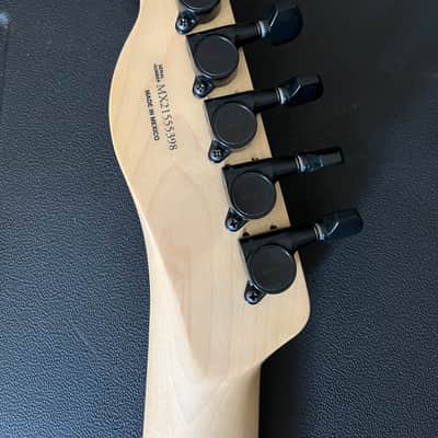 Fender Classic Series '72 Telecaster Thinline Sunburst Custom w/Fender Deluxe Molded Case image 9
