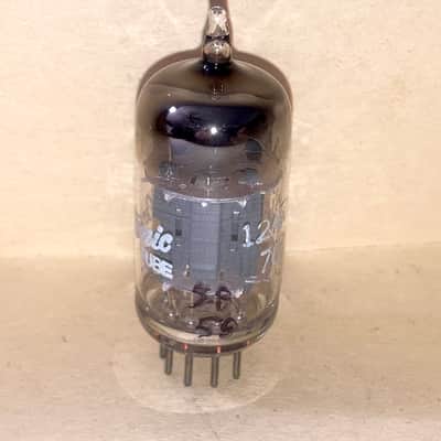 1973 GE 7025 12AX7 Tube, Low Noise 12AX7 Tube for Fender, Tested, NOS image 4