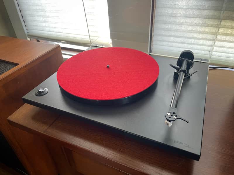 Rega RP1 Turntable