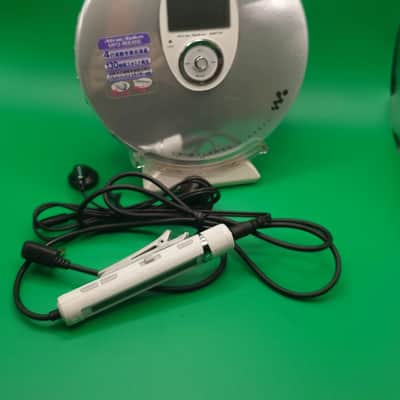Rare parametric eq Sony Walkman portable Mp3 CD player D-NE800 silver W Accs image 11