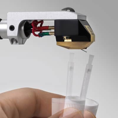 Audio-Technica #AT607a - Cartridge Stylus Cleaner, Fluid & Brush image 2