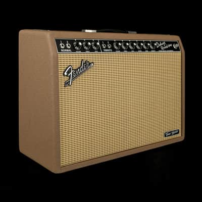 Fender Tone Master Deluxe Reverb Guitar Amplifier - Cocoa image 3