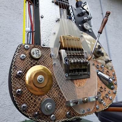 Sixstringsninelives Guitardesign Steampunk I Strat-Style 2019 Custom Colour image 6