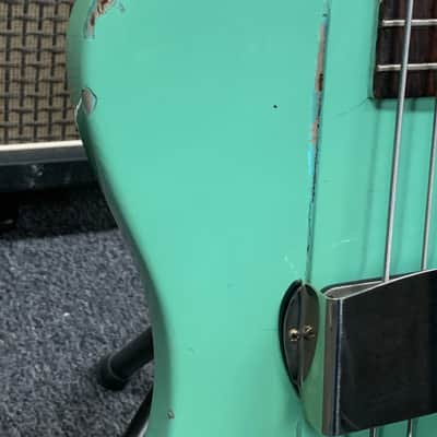 Gibson Thunderbird II 1964 Green Refin image 4