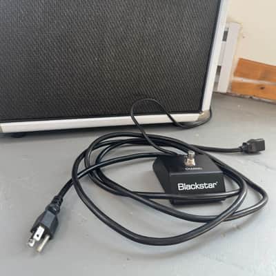 Blackstar HT-5R Series HT-5R 5W 1x12 Guitar Combo with Reverb 2010s Black image 4