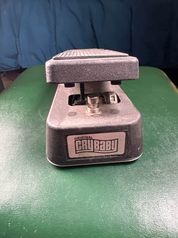 Dunlop GCB95 Cry Baby Standard Wah 1982 - Present - Black image 1