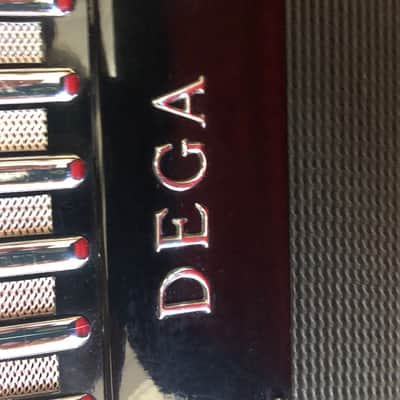 Exceptional find……Pignatelli electronic accordion DEGA 111 1960’s - Black image 3