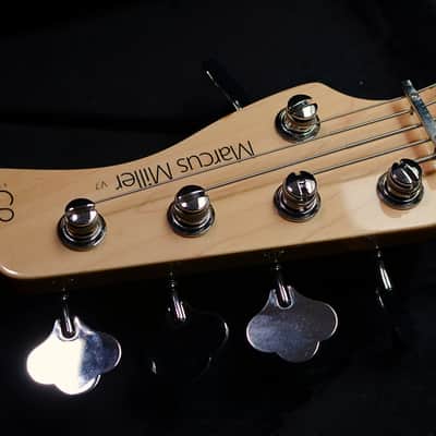 Sire Marcus Miller V7 5-String with Maple Fretboard 2017 - 2019 - Natural image 2