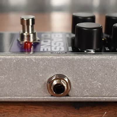 Electro-Harmonix EHX Bass Clone Analog Chorus Effect Pedal image 5