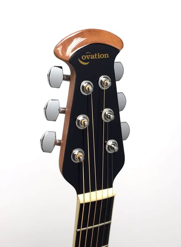 Ovation Celebrity Deluxe CC44-CTBFA Mid-Depth Acoustic-Electric