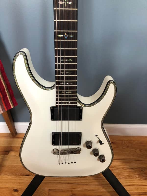 Schecter Diamond Series (Hellraiser) 2012 White image 1