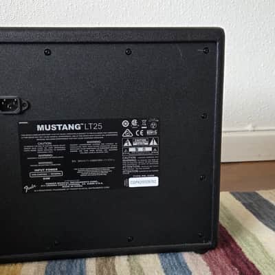 Fender Mustang LT25 25-Watt 1x8" Digital Modeling Guitar Combo 2019 - Present - Black image 3