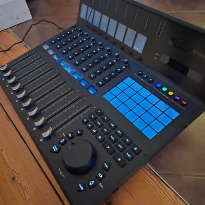 Icon V1-M DAW Control Surface 2023 - Present - Black image 2