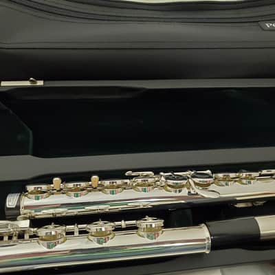Pearl *Pre-Order* Quantz 665 Series Flute Offset G/B-Footjoint/Closed Hole/Split-E Mechanism | Special Order | WorldShip | Authorized Dealer image 8