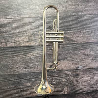 Yamaha YTR-4335GS Intermediate Bb Trumpet 2000s - Silver image 3