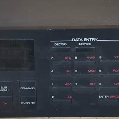 Roland S-550 Digital Sampler 1988 - Black